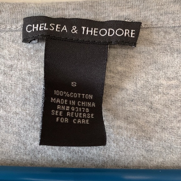 Chelsea & Theodore Embroidered Floral Short Sleeve Cute Top Womens Size Small - Picture 7 of 8